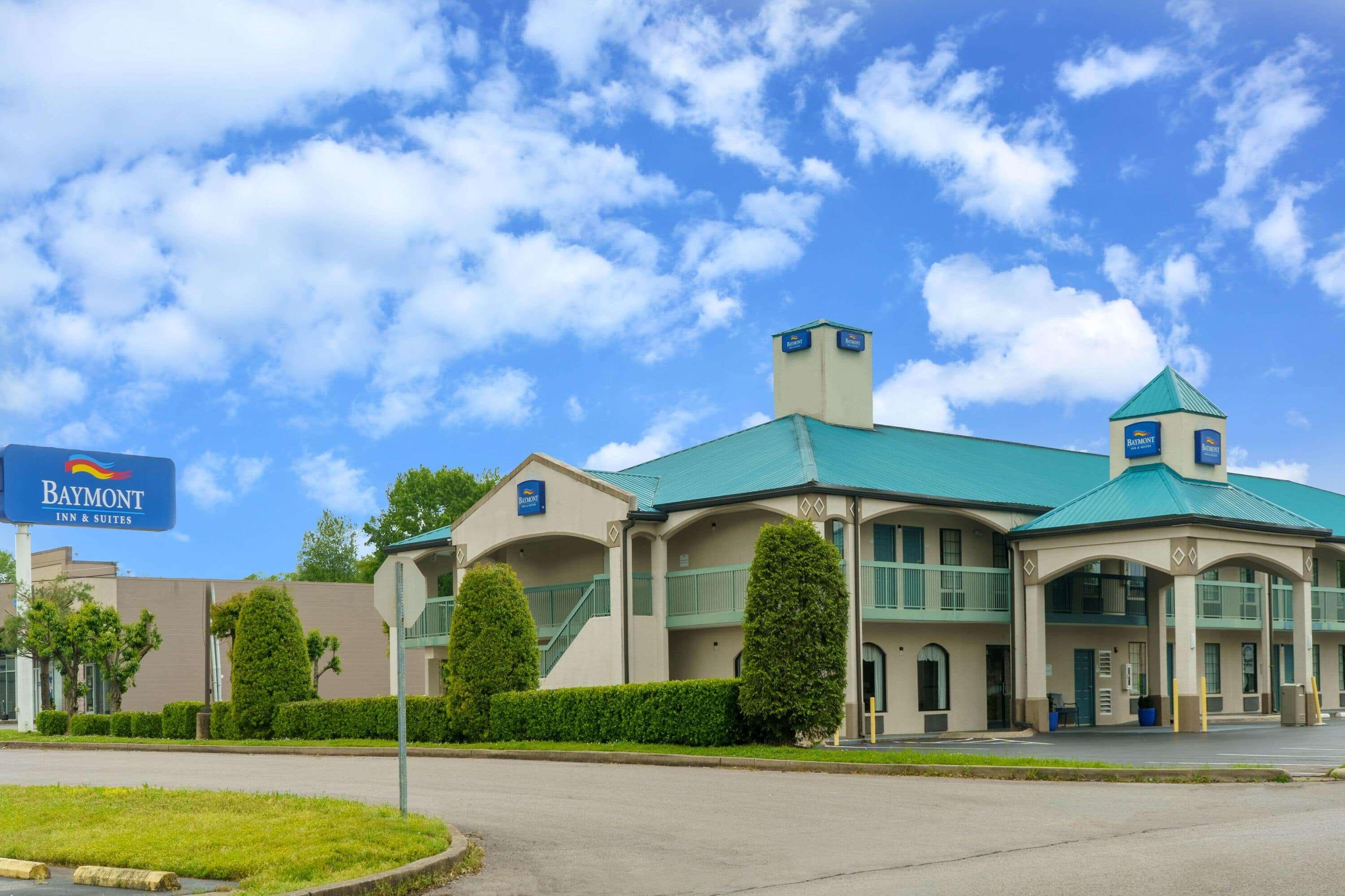 Baymont By Wyndham Gallatin Exterior photo